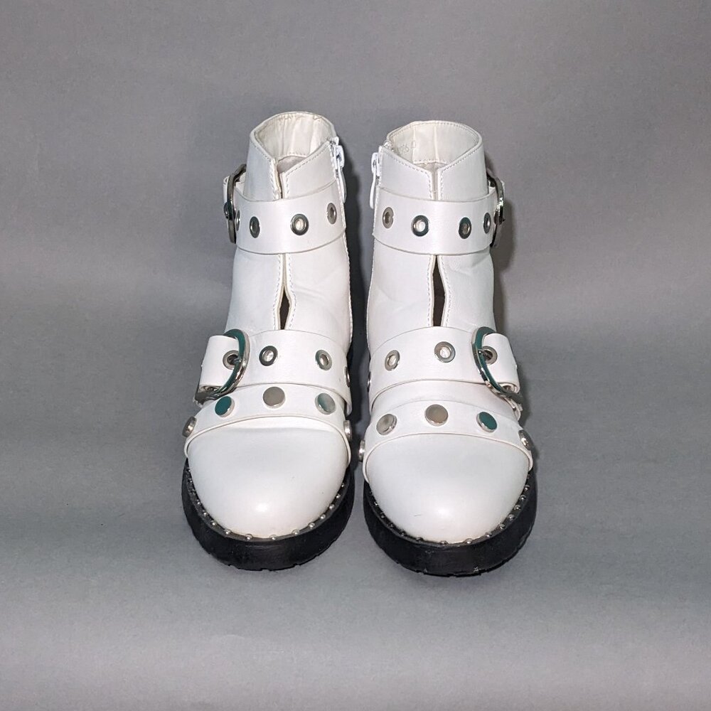 La Bottine Souriante Chelsea Studded Boot Size 9.5M Preowned